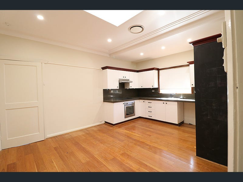 35 Lindsay Street-4
